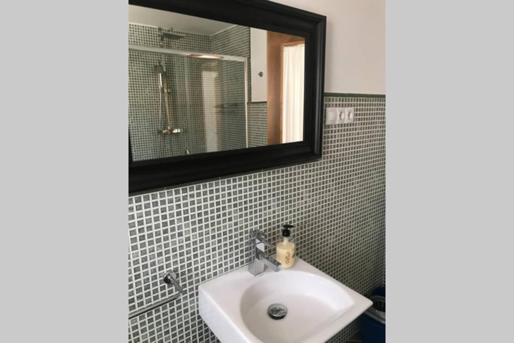 Apartamento Primera Linea De Playa Finisterre Eksteriør bilde
